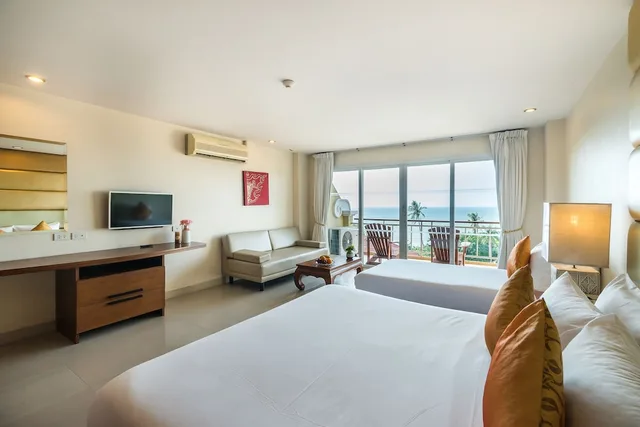 غرفة ديلوكس عائلية بسرير كينج وسرير فردي بإطلالة على البحر، Bella Villa Cabana 6/10