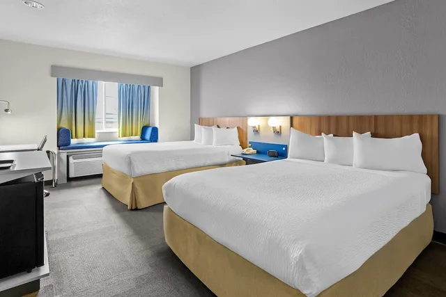 غرفة بسريرين كوين لذوي الإعاقة، Microtel Inn and Suites by Wyndham Sainte Genevieve 3/5