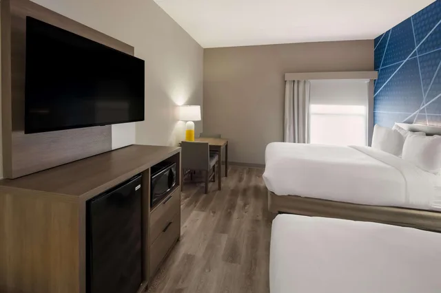 غرفة بسريرين كوين، Comfort Inn and Suites Fishers Indianapolis 1/7