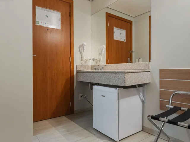 غرفة قياسية ثلاثية بسرير فردي وثلاثة أسرّة، ibis Styles Goiania Shopping Estacao 5/5
