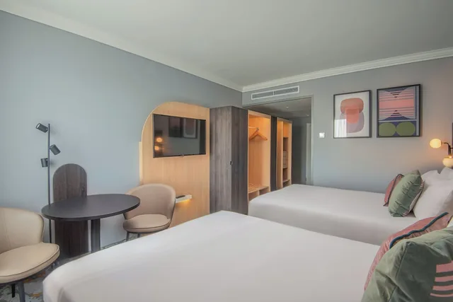 غرفة قياسية بسريرين كوين، Castrum Hotel Szekesfehervar 4/9