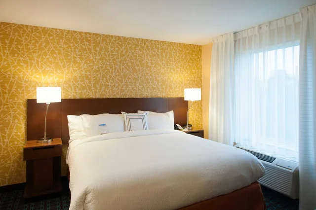 جناح، Fairfield Inn Suites Enterprise 2/3