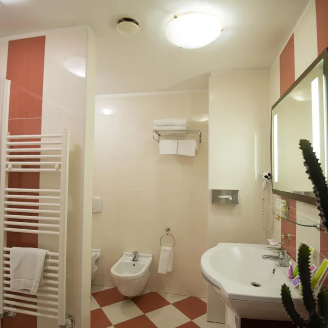 غرفة بسريرين منفصلين، AS Hotel Sempione Fiera 5/6