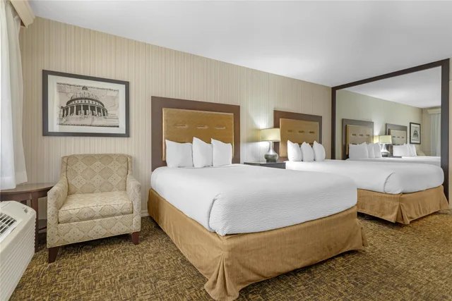 Room, 2 Queen Beds, Best Western Plus Big America 4/6