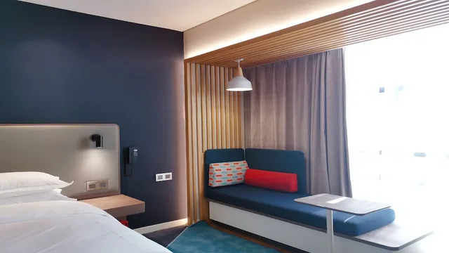 جناح بسرير كينج بغرفة نوم واحدة، Holiday Inn Express Jiangmen Jianghai 3/6