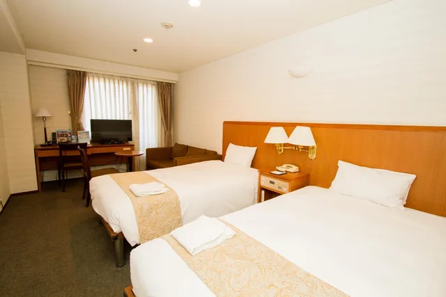 غرفة ثلاثية بثلاثة أسرّة، Hotel Camelot Japan 1/2