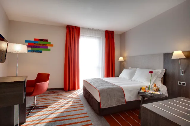 غرفة سوبيريور بإطلالة، Park Inn By Radisson Lille Grand Stade 1/1