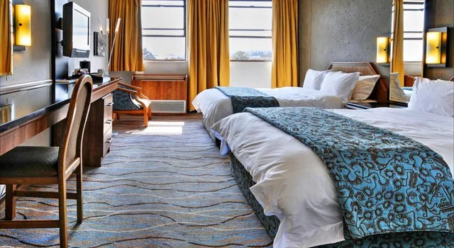 غرفة قياسية بسريرين منفصلين، The Centurion Hotel 1/2