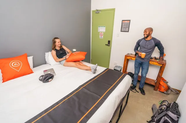 Standard, King Bed, Mountain View, Once in Cape Town 2/4