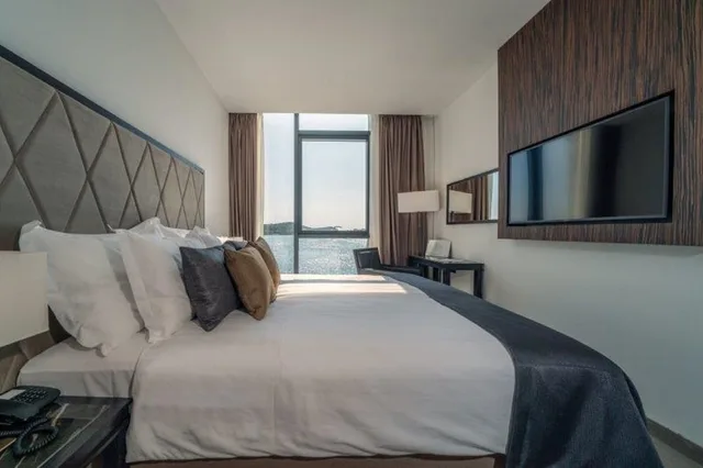 غرفة كلاسيكية بسرير كوين بإطلالة على البحر، Hotel Bellevue-Superior City Hotel 2/2
