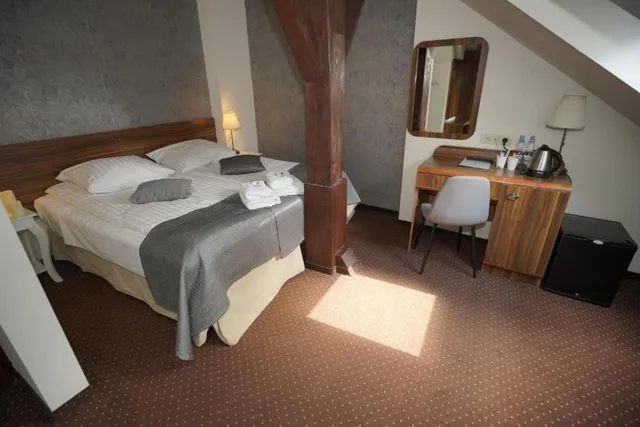 غرفة بسرير مزدوج أو سريرين منفصلين، Wit Stwosz Hotel 1/10