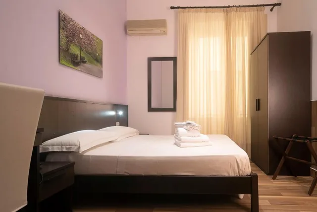 غرفة كلاسيكية بسرير مزدوج أو سريرين منفصلين، Hotel Tonic 1/3