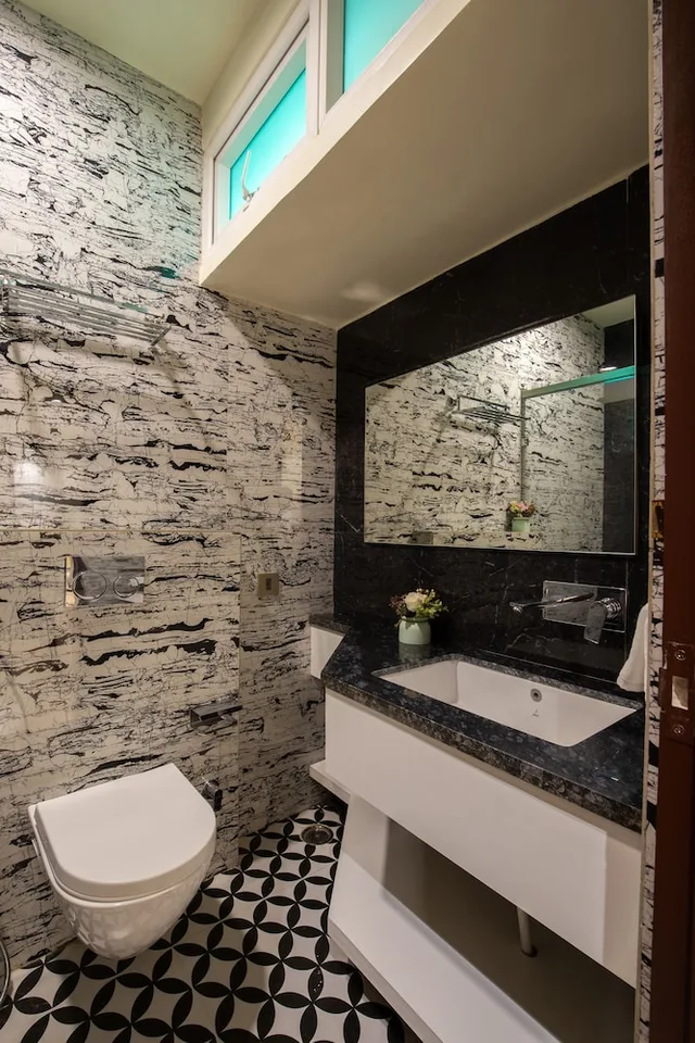 غرفة قياسية بسرير كينج، Royal Rawal - Luxury Boutique Hotel 4/4