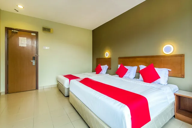 جناح ثلاثي، Super OYO 828 Comfort Hotel Shah Alam 1/8