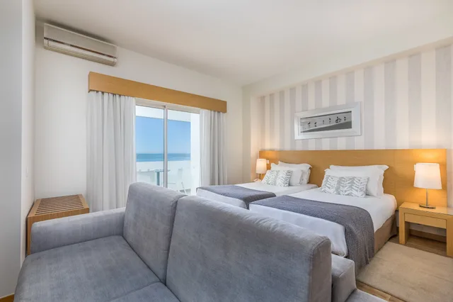 غرفة سوبيريور بسرير مزدوج أو سريرين منفصلين بإطلالة على البحر، Dom Jose Beach Hotel 1/10