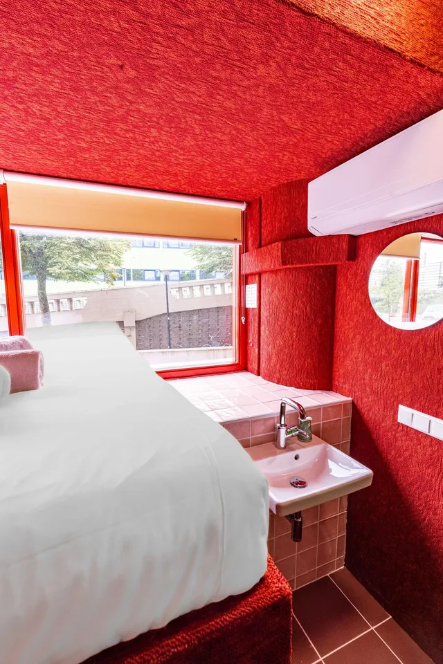 غرفة بسرير مزدوج بحمام مشترك، Hotel Not Hotel Rotterdam 3/5