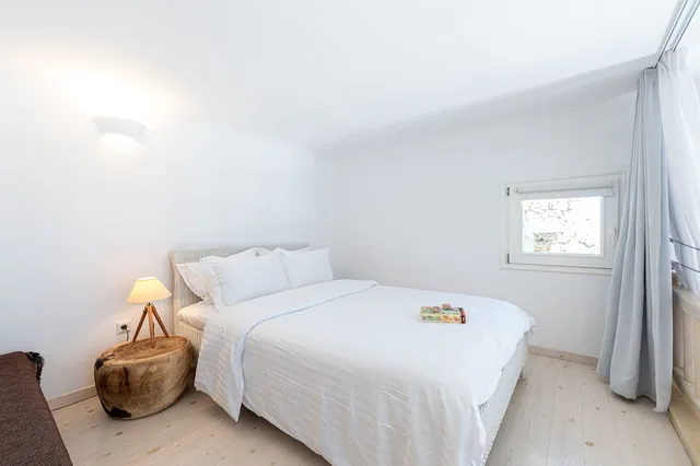 3 Bedrooms, Luxury, Villa, 3 Queen Beds, Sea View, Sofa, Pool Access، Villa Thelgo 1/4