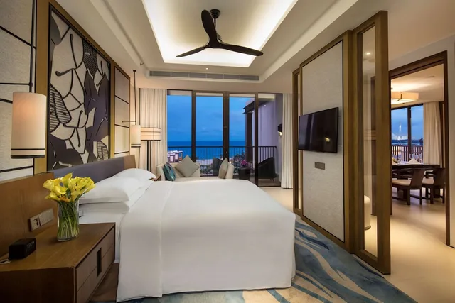 جناح ديلوكس بسرير كينج بإطلالة على البحر بغرفة نوم واحدة، Hilton Wenchang 2/10