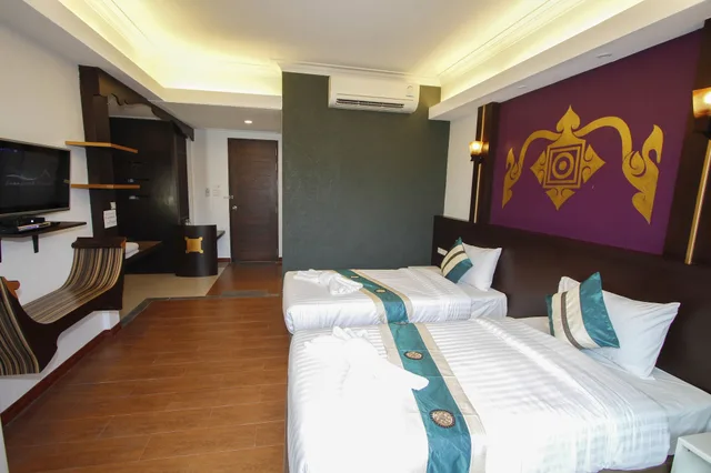 غرفة ديلوكس بسريرين منفصلين بإطلالة على المسبح، Baan Grood Arcadia Resort and Spa 4/6