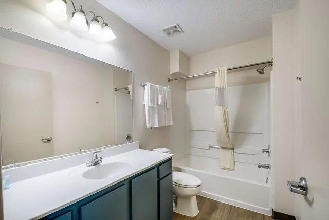 Efficiency, 2 Double Beds، Suburban Studios Sterling - Washington Dulles 3/3