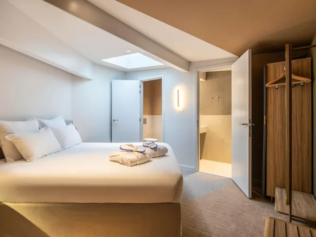Deluxe, Suite, 2 Queen Beds, Novotel Brugge Centrum 1/8