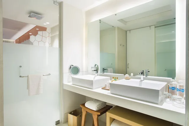 Crew, Deluxe, Suite, 1 King and 2 Queen Beds, Ocean View، Dreams Vista Cancun Golf and Spa Resort 5/5