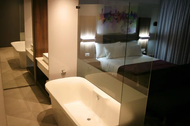 غرفة سوبيريور بسرير كوين مع أريكة، Palm Swift Luxury Accommodation 4/4