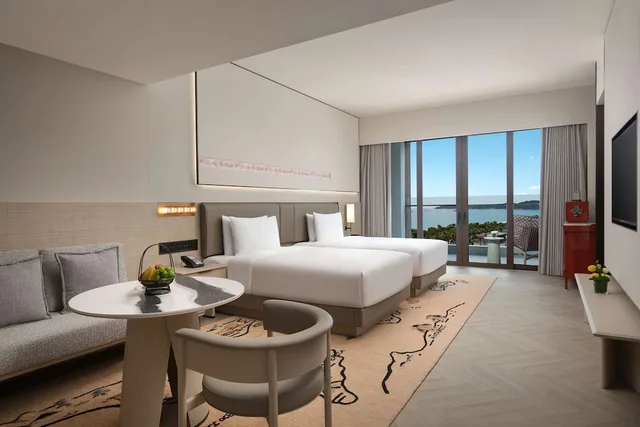 Kids Suite, Theme, Family, 1 Single and 2 Double Beds, Ocean View، Hualuxe Sanya Yalong Bay Resort 2/4