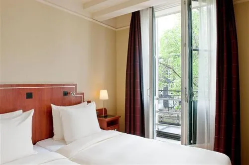 Double Room Comfy Canal View، Banks Mansion - All Inclusive 1/1