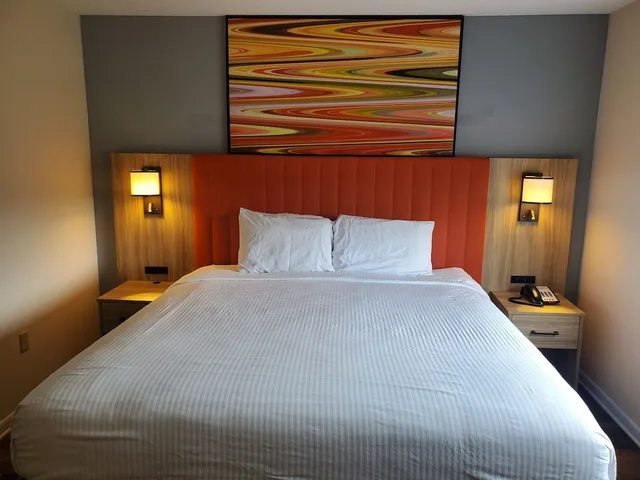 جناح بسرير كينج، Vacation Lodge 2/6