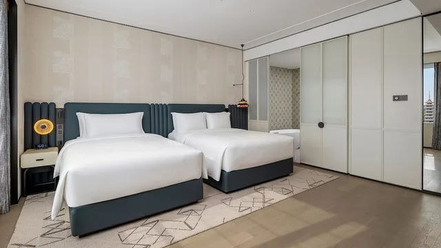 غرفة غراند بسرير كوين وسرير مزدوج، Xiamen Sm City By Ihg 2/5