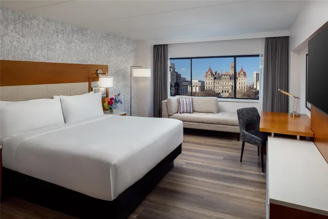 غرفة تنفيذية بسرير كينج، Hilton Albany 2/8