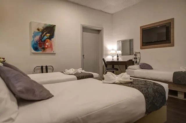 Standard, Triple, 3 Beds, Europa Hotel 2/4
