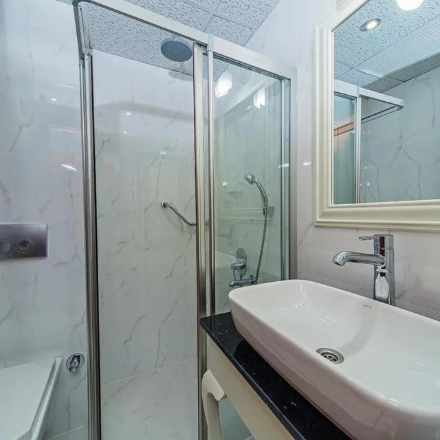غرفة اقتصادية بسرير مزدوج، Spectra Hotel 4/6