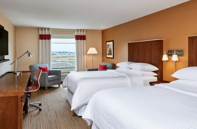 غرفة تقليدية بسريرين كوين، Four Points by Sheraton Fargo Medical Center 2/5