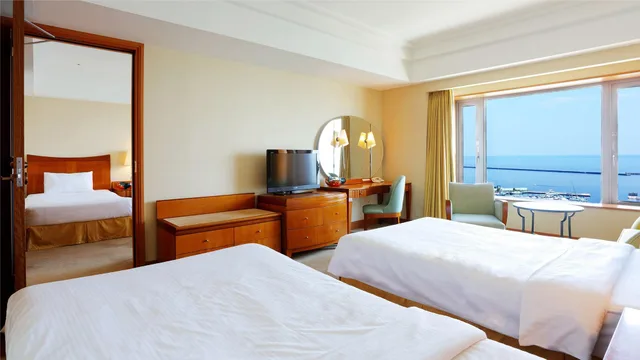 Connecting, Ocean, Superior, Quadruple, Twin Beds, Ocean View، Grand Park Otaru 1/1