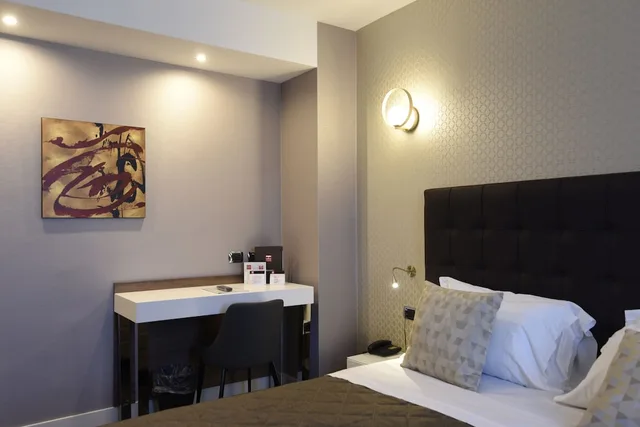 Superior, Triple, 1 Queen and 1 Single Bed, Magri S 2/4