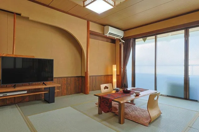 Special, Tatami, Bathtub، Hotel Oumiya 1/1