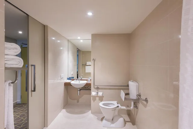 غرفة سوبيريور بسرير كينج، FOUR POINTS BY SHERATON PERTH 10/10