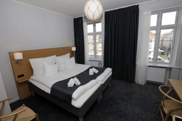 Room, Twin Beds, with View, Hotel Bethel 1/1