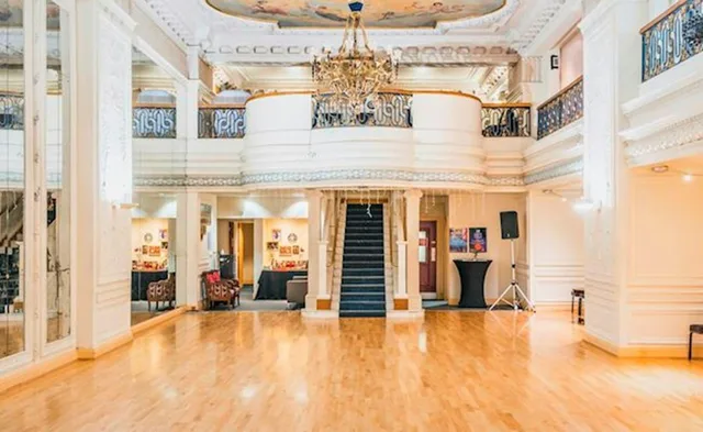 Room, Double or Twin Bed, The Dilly Hotel 1/1