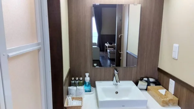 غرفة بسريرين منفصلين بحمام مشترك، Hotel Yaotome 1/2