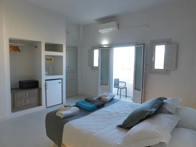 غرفة تنفيذية بسرير كوين، Sea La Vie Beachfront Suites 3/7