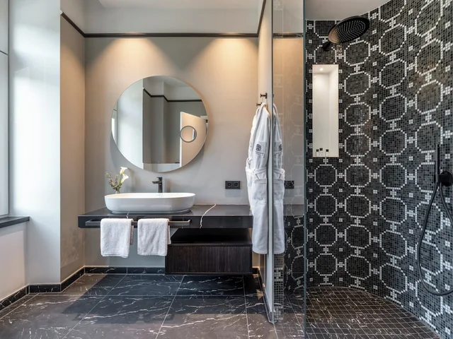 Heritage, Suite, King Bed, Park View، Steigenberger Europaischer Hof 4/5