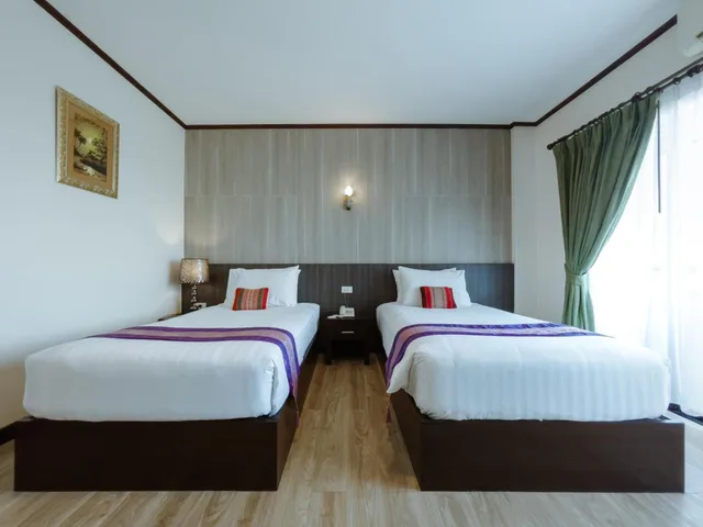 غرفة سوبيريور بسريرين منفصلين، Royal Nakhara Hotel Nongkhai 1/7