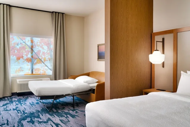 جناح بسرير كينج مع أريكة، Fairfield Inn & Suites Laurel 2/6