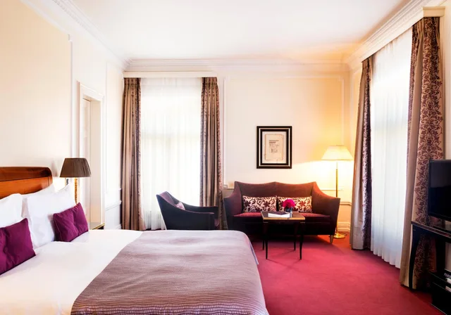 غرفة قياسية بسرير مزدوج، Bellevue Palace 1/10