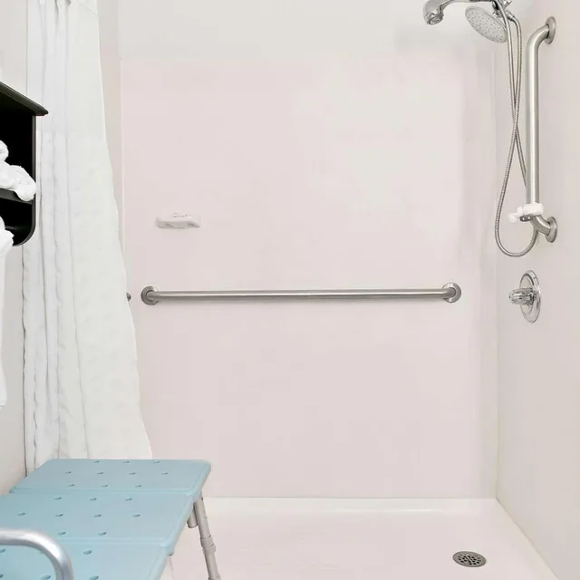 جناح بسرير كوين لذوي الإعاقة، Holiday Inn Express & Suites Southfield - Detroit 5/5