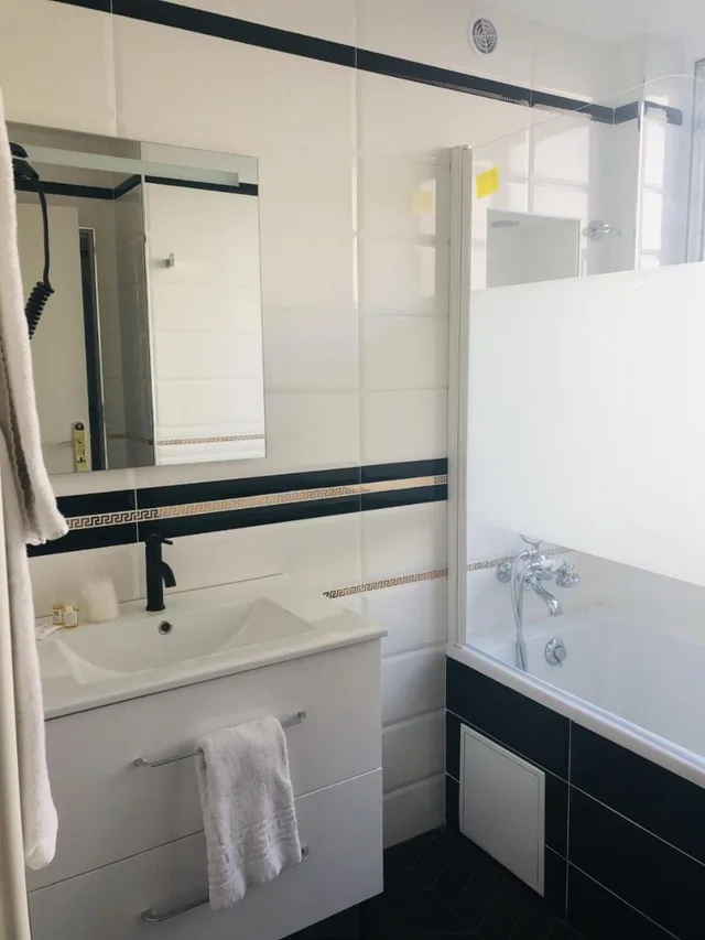 غرفة سوبيريور بسرير مزدوج، KYRIAD DIRECT ROUEN CENTRE GARE 6/6