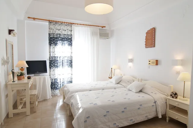 غرفة قياسية بسريرين منفصلين، Hotel Matina 1/5